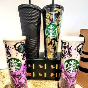 SOLD! Starbucks Halloween 2021 5pc set GITD!!